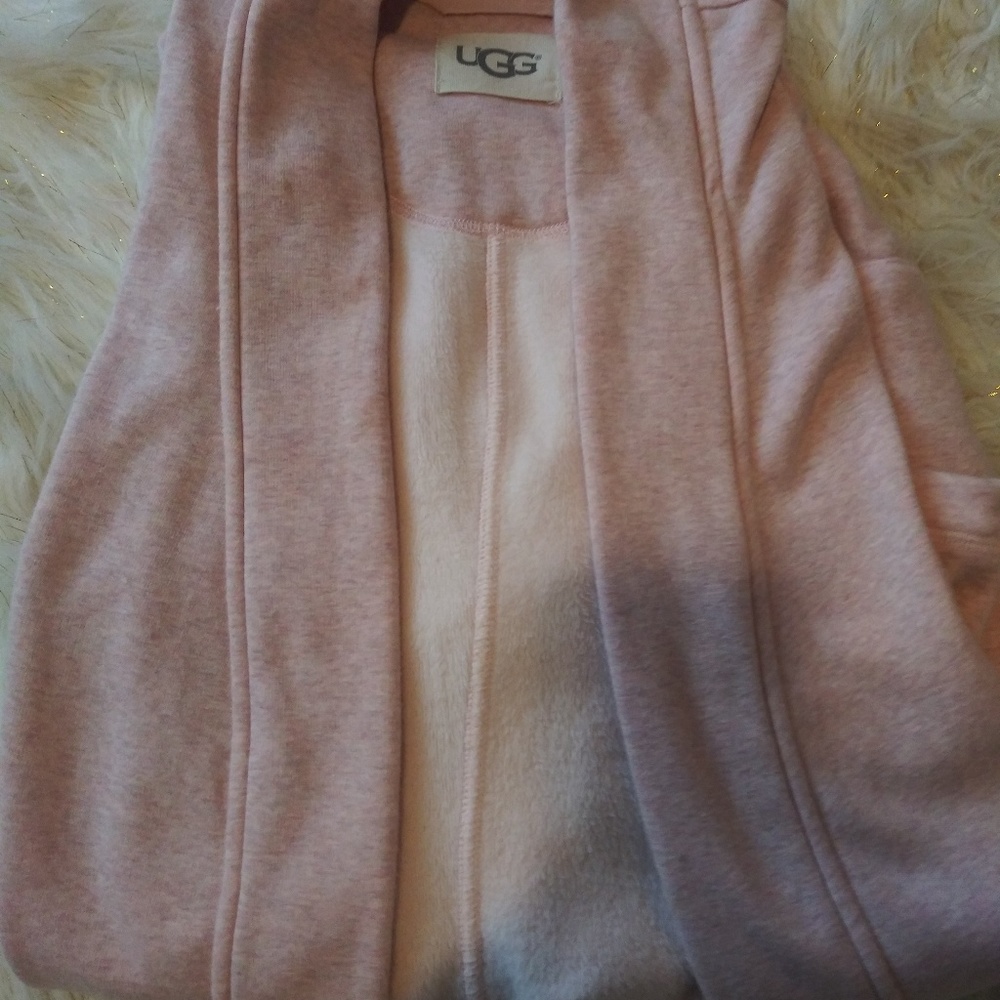 Ugg robe